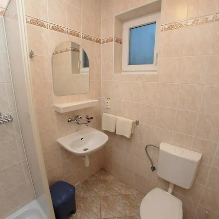 Guest house Ascona 3*